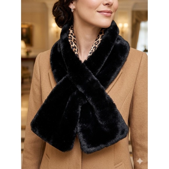 Accessories - Black Faux Fur Stole Scarf with Leopard Print Lining Pull Through Wrap